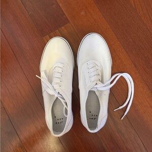 White Canvas women’s Casual Sneakers